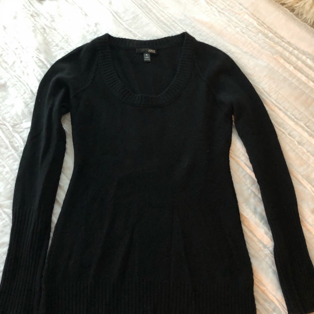 Aqua : black cashmere sweater